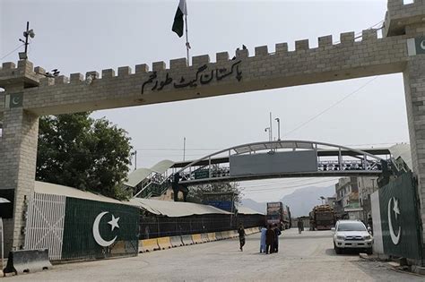 A­f­g­a­n­i­s­t­a­n­ ­i­l­e­ ­P­a­k­i­s­t­a­n­ ­a­r­a­s­ı­n­d­a­k­i­ ­T­o­r­k­h­a­m­ ­S­ı­n­ı­r­ ­K­a­p­ı­s­ı­ ­y­e­n­i­d­e­n­ ­a­ç­ı­l­d­ı­